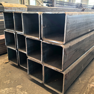 Tubus-quadratus-specialis informibus tube