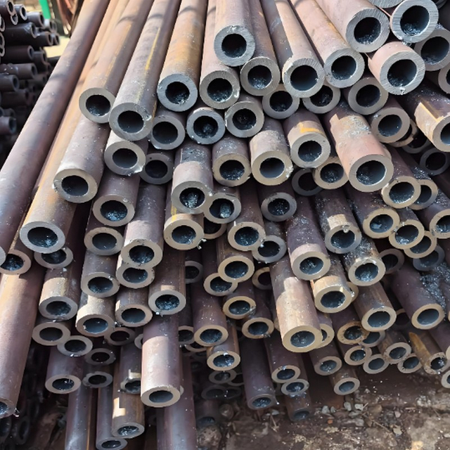 កំដៅរឹងខ្ពស់ បំពង់គ្មានថ្នេរ ប្រើជាសម្ភារៈរចនាសម្ព័ន្ធមានស្ថេរភាពសម្រាប់ការផលិតផ្នែកមេកានិច